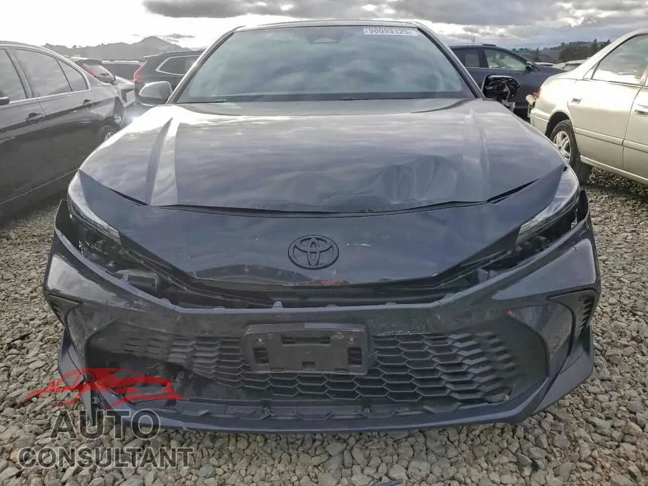 2025 TOYOTA CAMRY Damaged VIN 4T1DAACK3SU110260 – interior seats