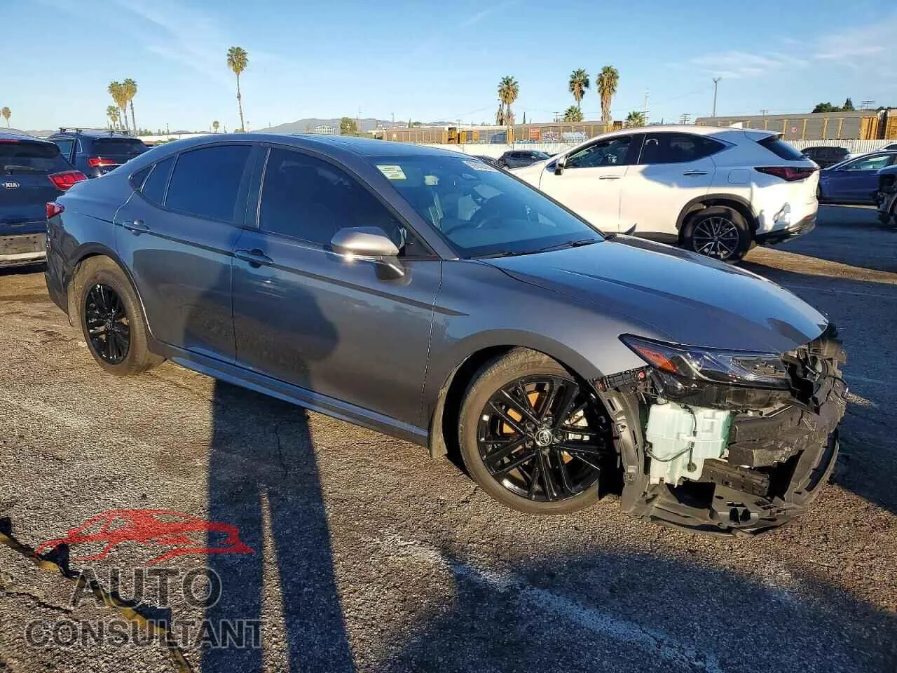 2025 TOYOTA CAMRY Damaged VIN 4T1DAACK6SU587040 – dashboard
