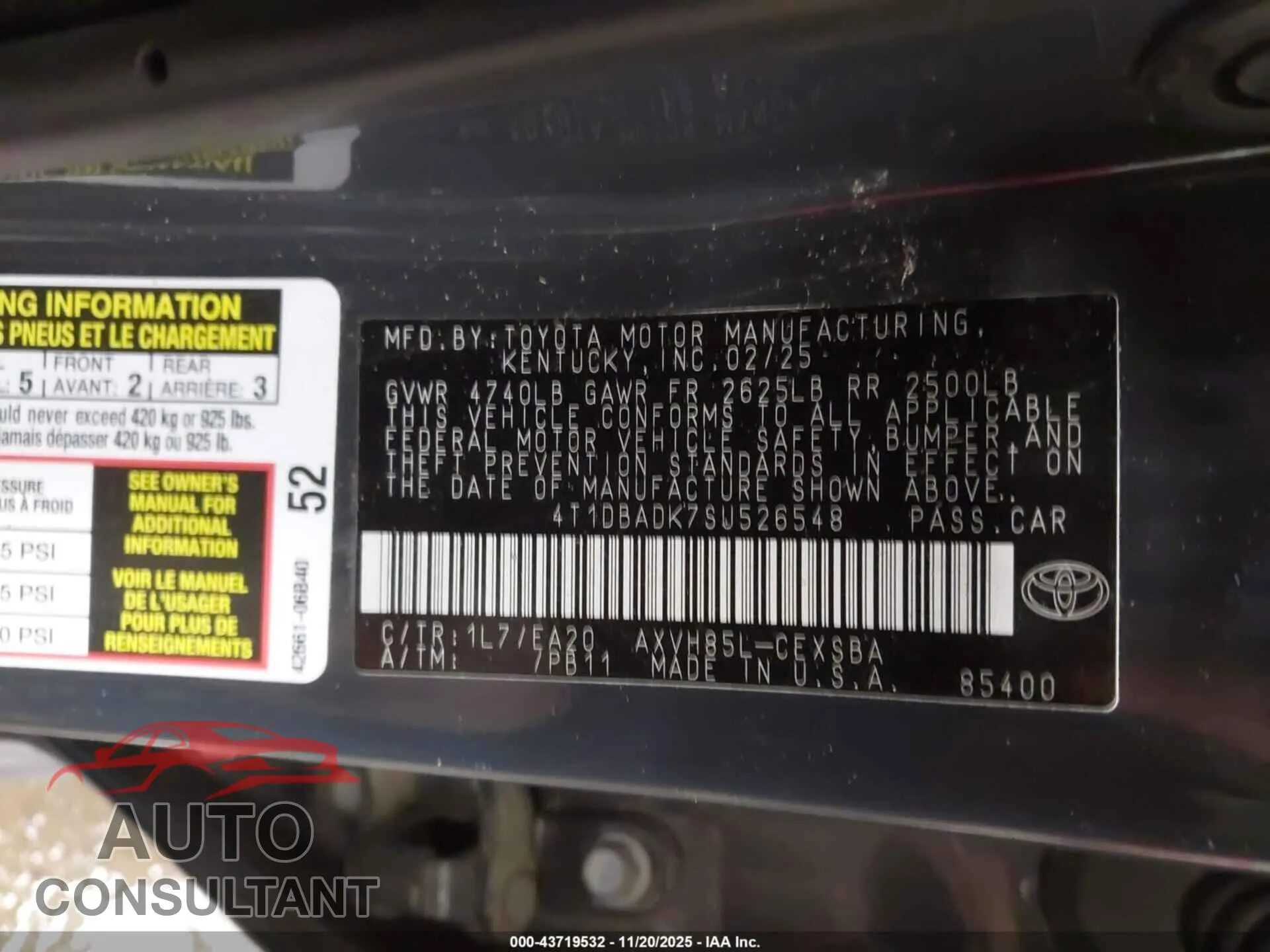 2025 TOYOTA CAMRY Damaged VIN 4T1DBADK7SU526548 – trunk area
