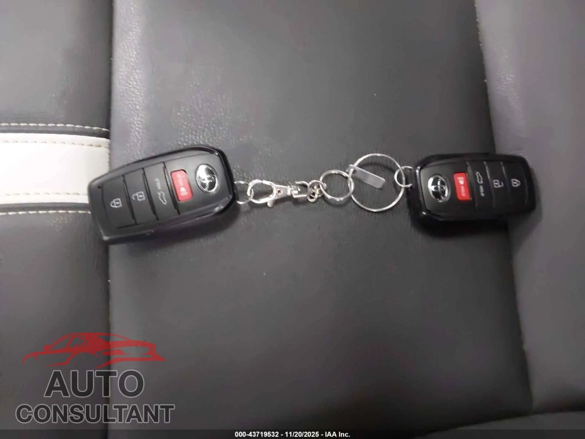 2025 TOYOTA CAMRY Damaged VIN 4T1DBADK7SU526548 – photo 11