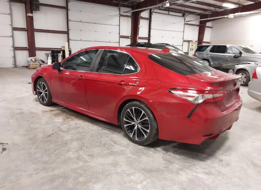 2020 TOYOTA Camry Used VIN 4T1G11AK0LU335334 – photo 17
