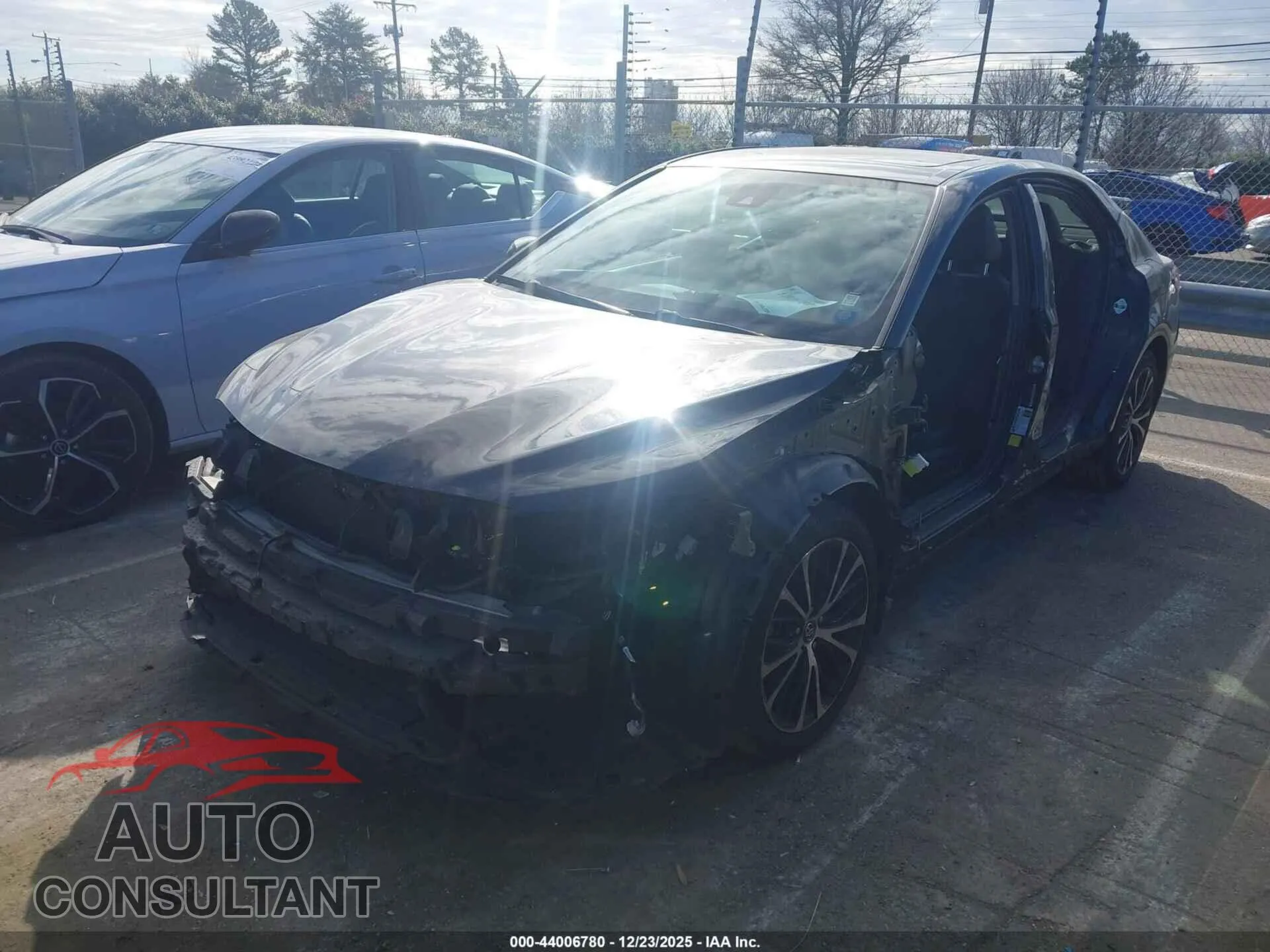 2020 TOYOTA CAMRY Damaged VIN 4T1G11AK0LU941328 – rear exterior