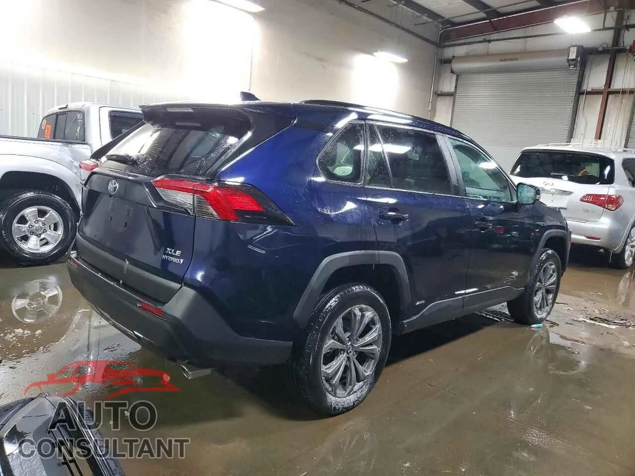 2022 TOYOTA RAV4 Damaged VIN 4T3B6RFVXNU096706 – side profile