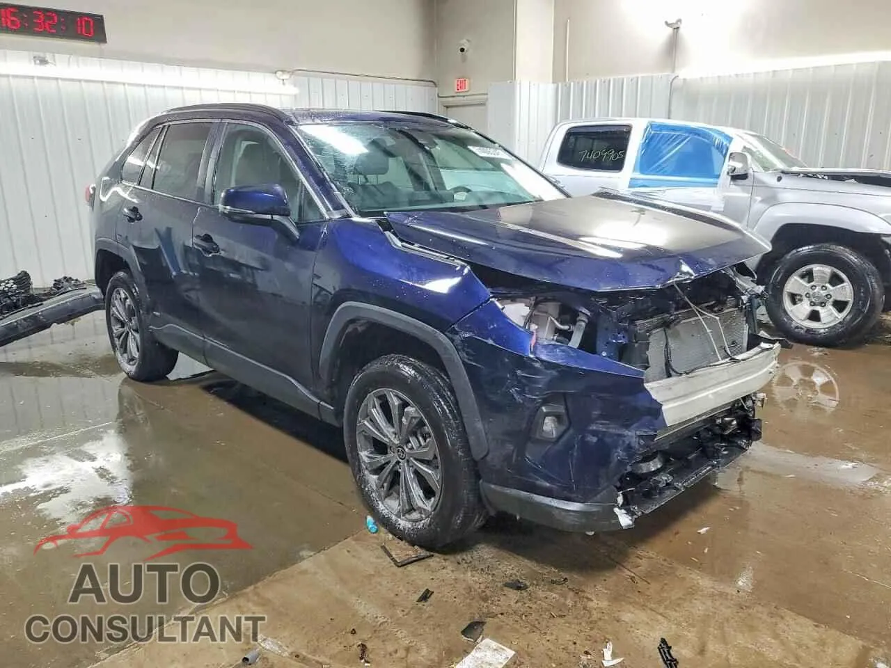 2022 TOYOTA RAV4 Damaged VIN 4T3B6RFVXNU096706 – dashboard