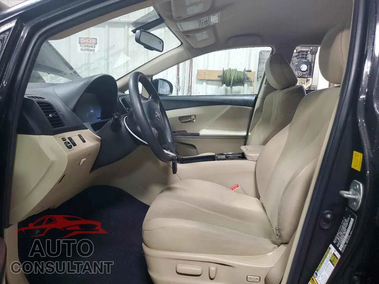 2011 TOYOTA VENZA Damaged VIN 4T3BA3BB4BU021597 – exterior detail