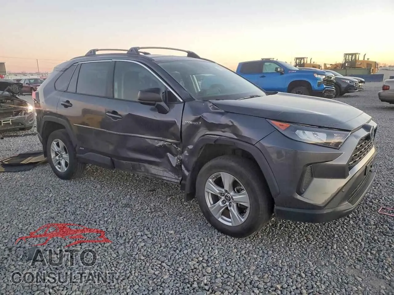 2021 TOYOTA RAV4 Damaged VIN 4T3LWRFV2MU037233 – dashboard