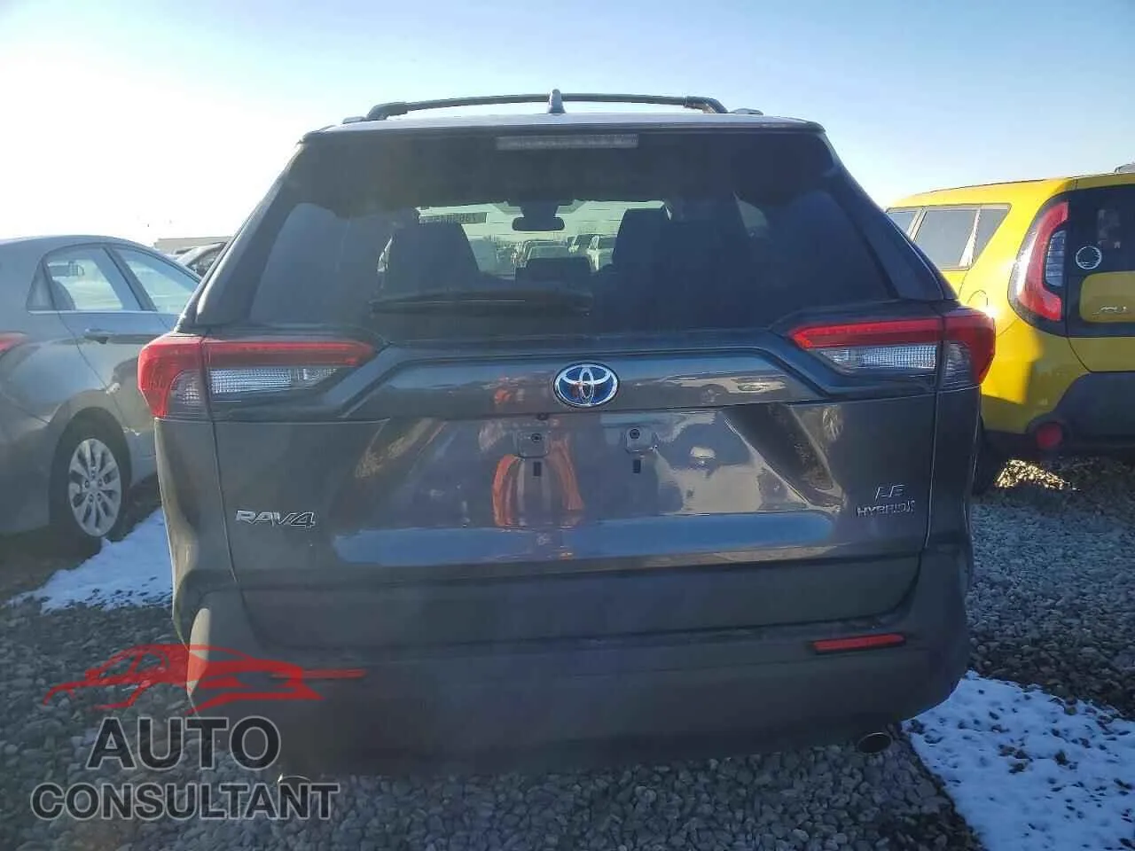 2021 TOYOTA RAV4 Damaged VIN 4T3LWRFV2MU037233 – engine bay