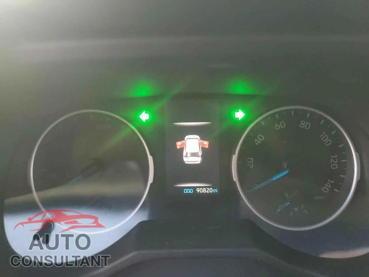 2021 TOYOTA RAV4 Damaged VIN 4T3LWRFV2MU037233 – trunk area