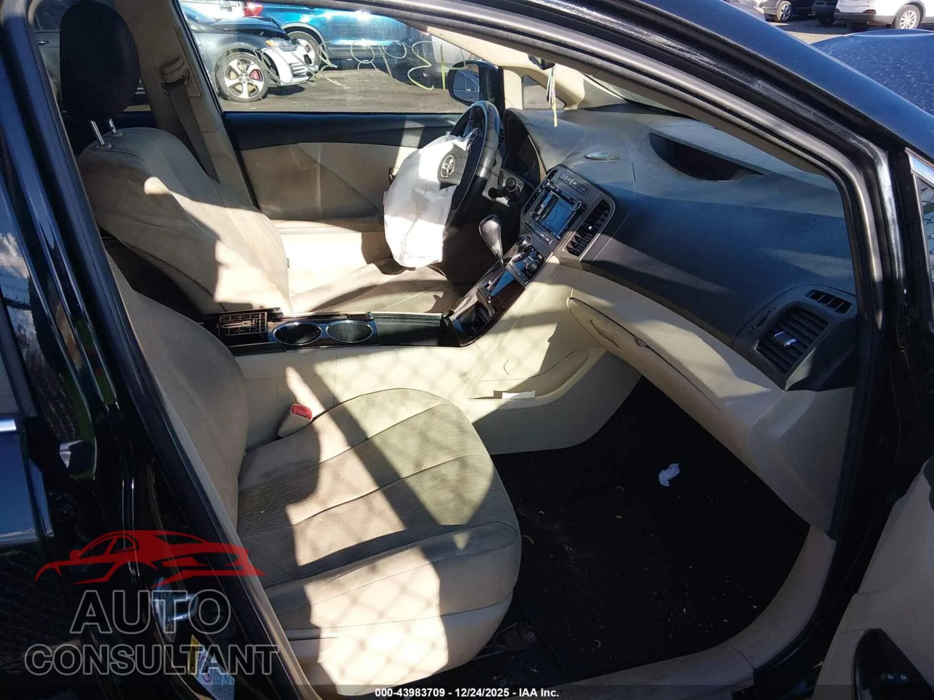 2011 TOYOTA VENZA Damaged VIN 4T3ZA3BBXBU045093 – interior seats