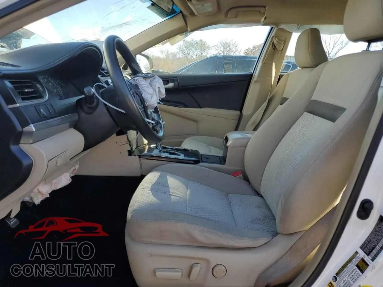 2014 TOYOTA CAMRY Damaged VIN 4T4BF1FK2ER391191 – exterior detail