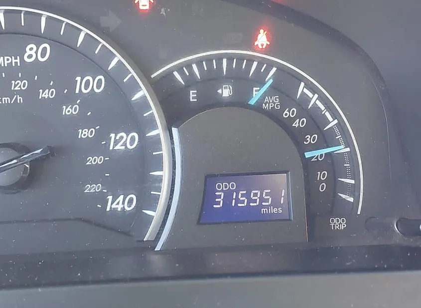 2014 TOYOTA Camry Used VIN 4T4BF1FK3ER400321 – photo 11