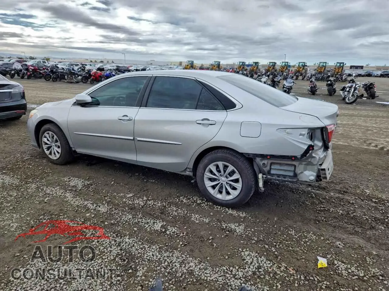 2015 TOYOTA CAMRY Damaged VIN 4T4BF1FK3FR508228 – rear exterior