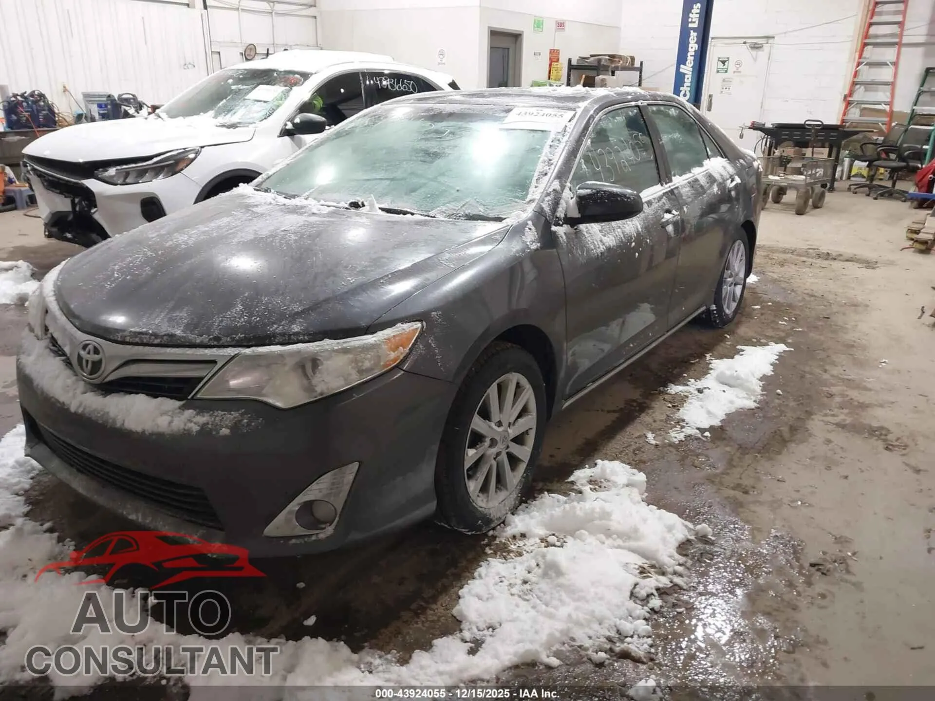 2012 TOYOTA CAMRY Damaged VIN 4T4BF1FKXCR223540 – rear exterior