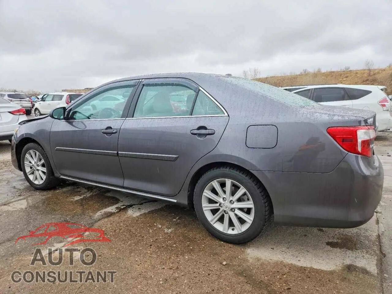 2014 TOYOTA CAMRY Damaged VIN 4T4BF1FKXER348220 – rear exterior