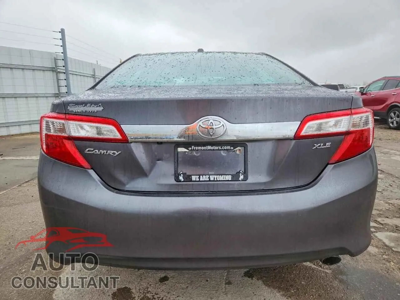 2014 TOYOTA CAMRY Damaged VIN 4T4BF1FKXER348220 – engine bay