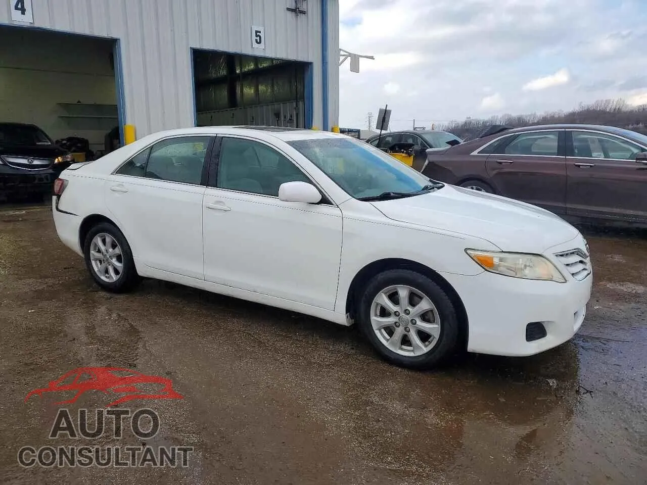 2010 TOYOTA CAMRY Damaged VIN 4T4BF3EK2AR026923 – dashboard