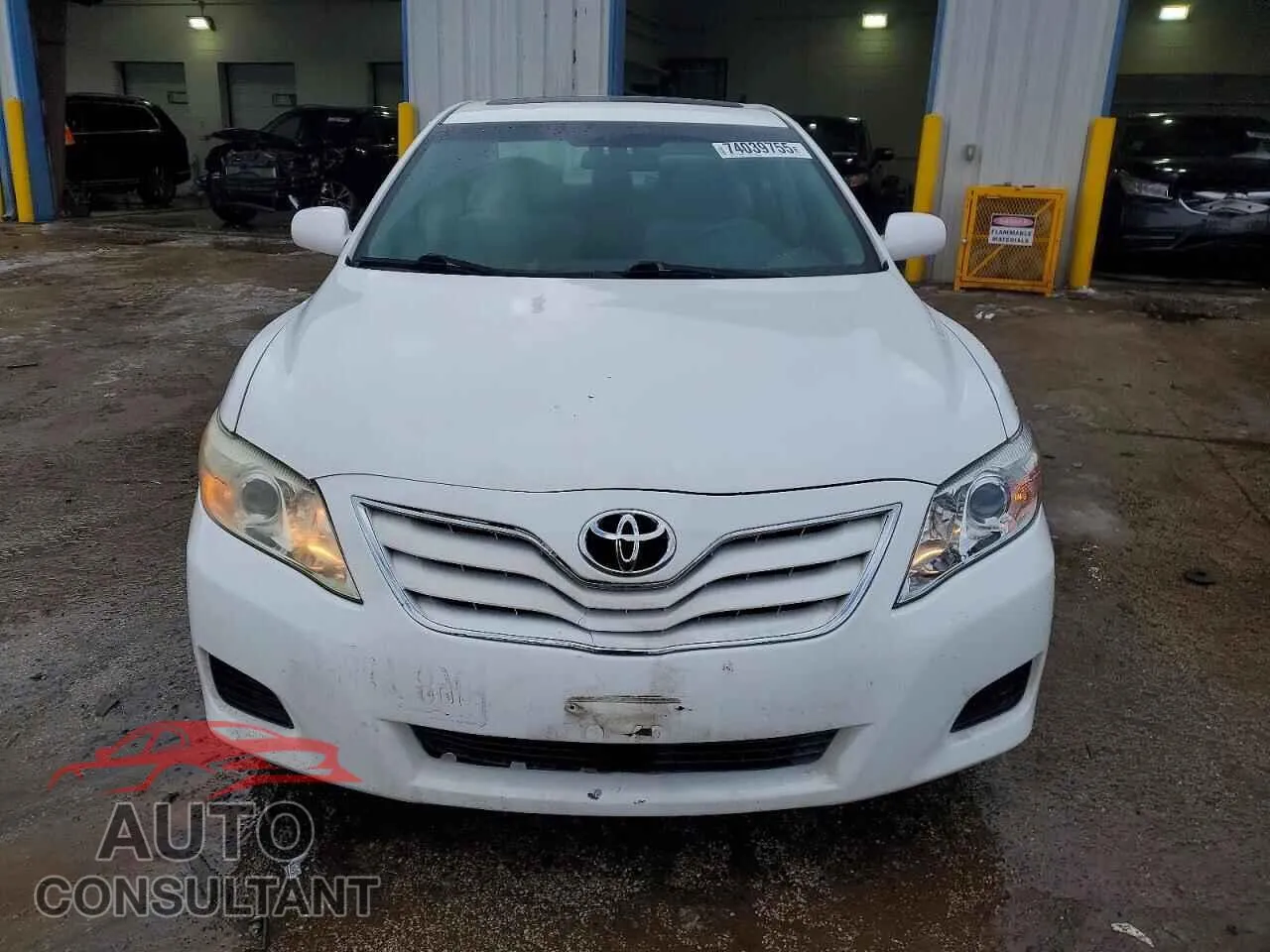 2010 TOYOTA CAMRY Damaged VIN 4T4BF3EK2AR026923 – interior seats