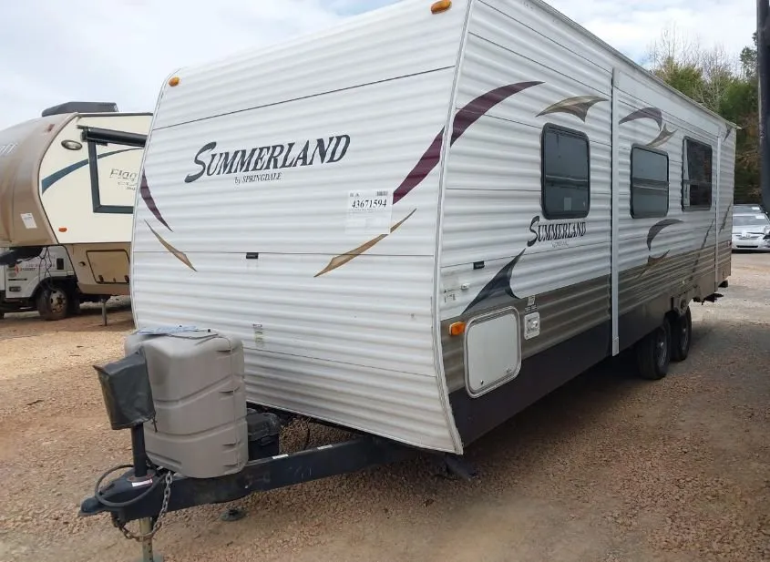 2012 KEYSTONE Keystone Used VIN 4YDT2672XC3150778 – undercarriage