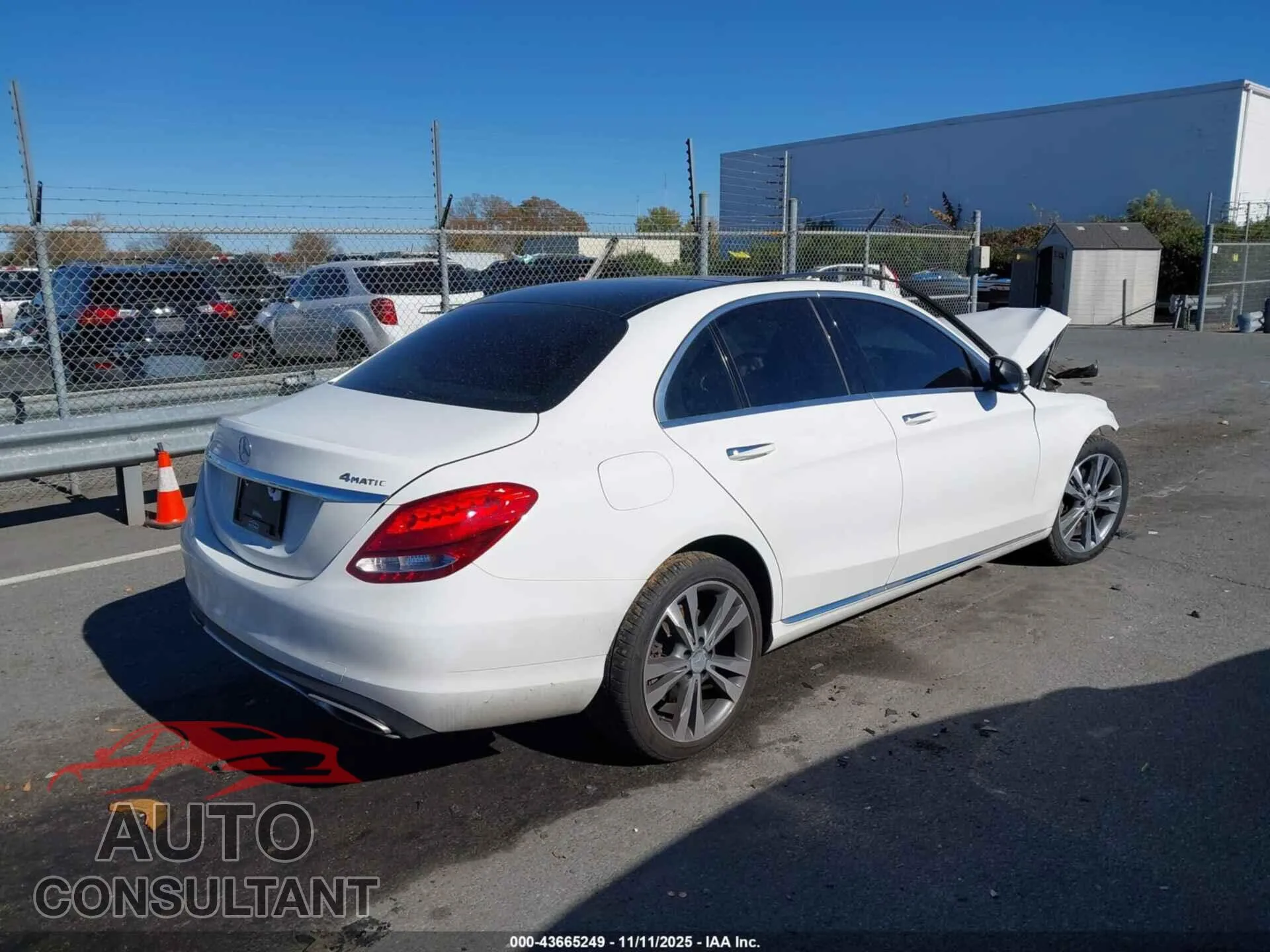 2016 MERCEDES-BENZ C 300 Damaged VIN 55SWF4KB9GU108075 – dashboard