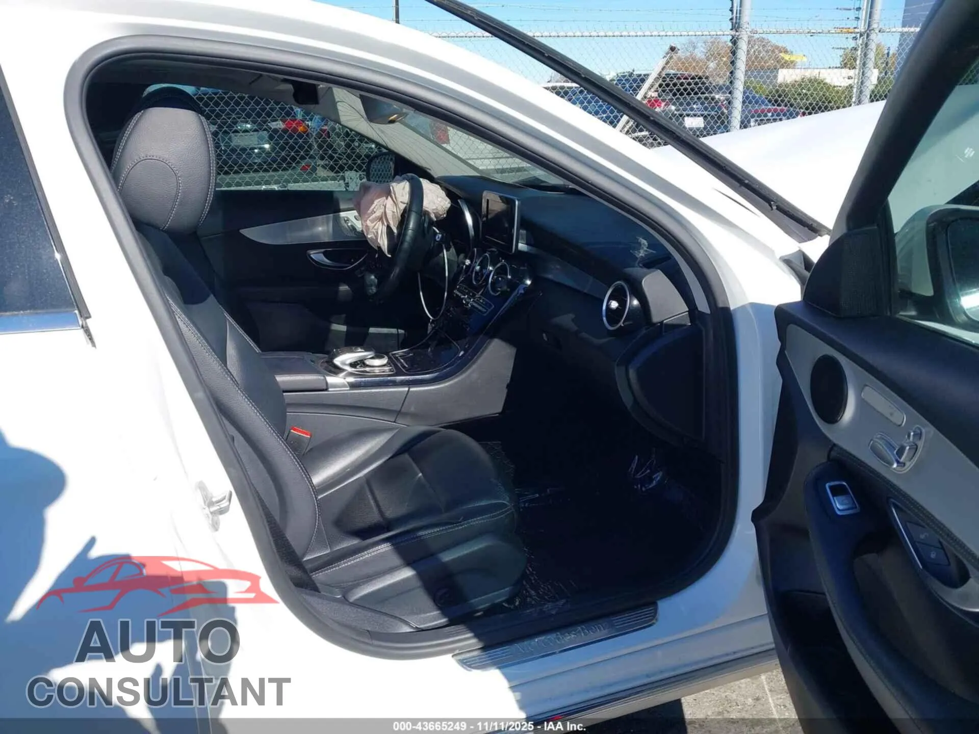2016 MERCEDES-BENZ C 300 Damaged VIN 55SWF4KB9GU108075 – interior seats