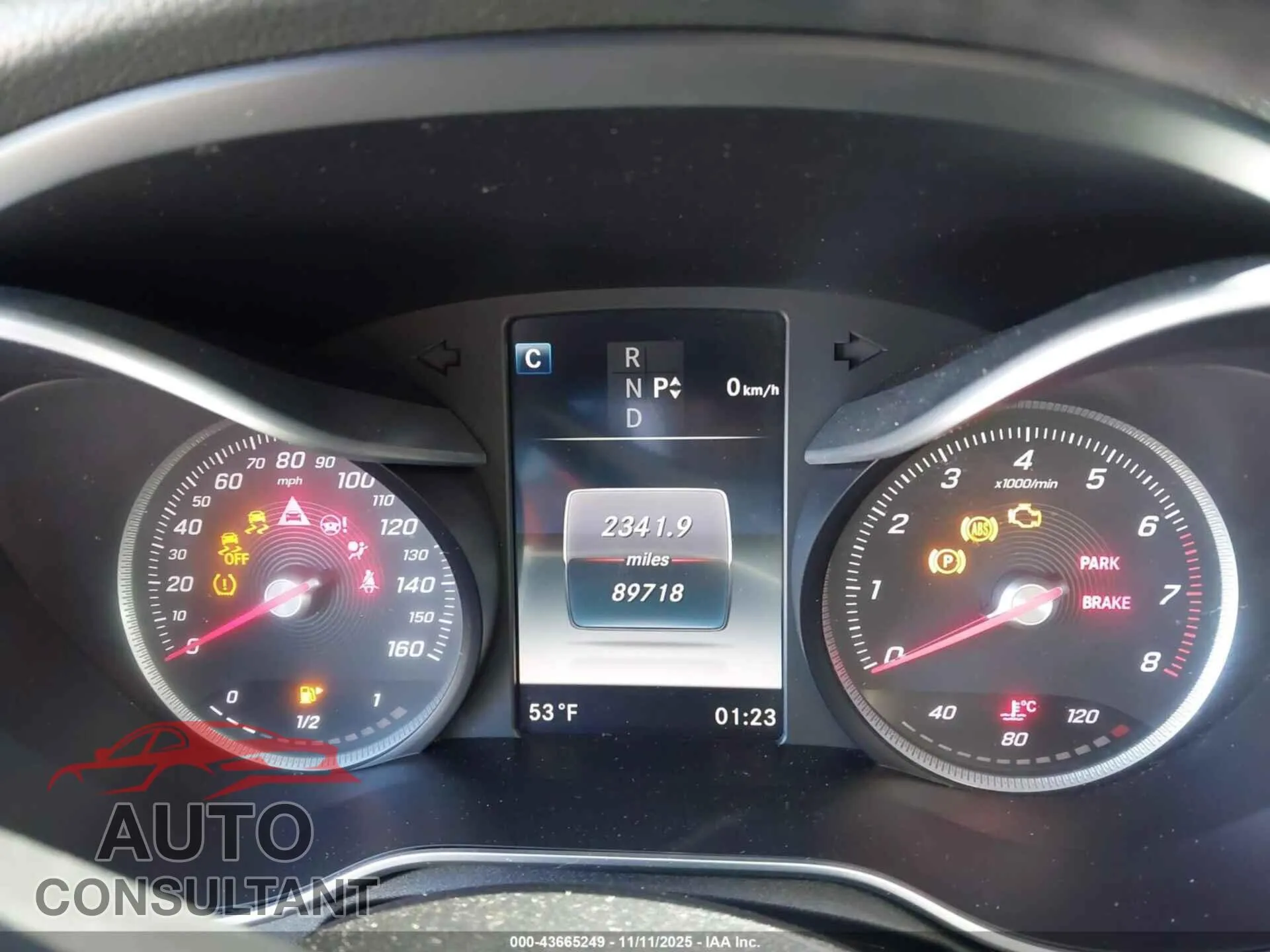 2016 MERCEDES-BENZ C 300 Damaged VIN 55SWF4KB9GU108075 – exterior detail