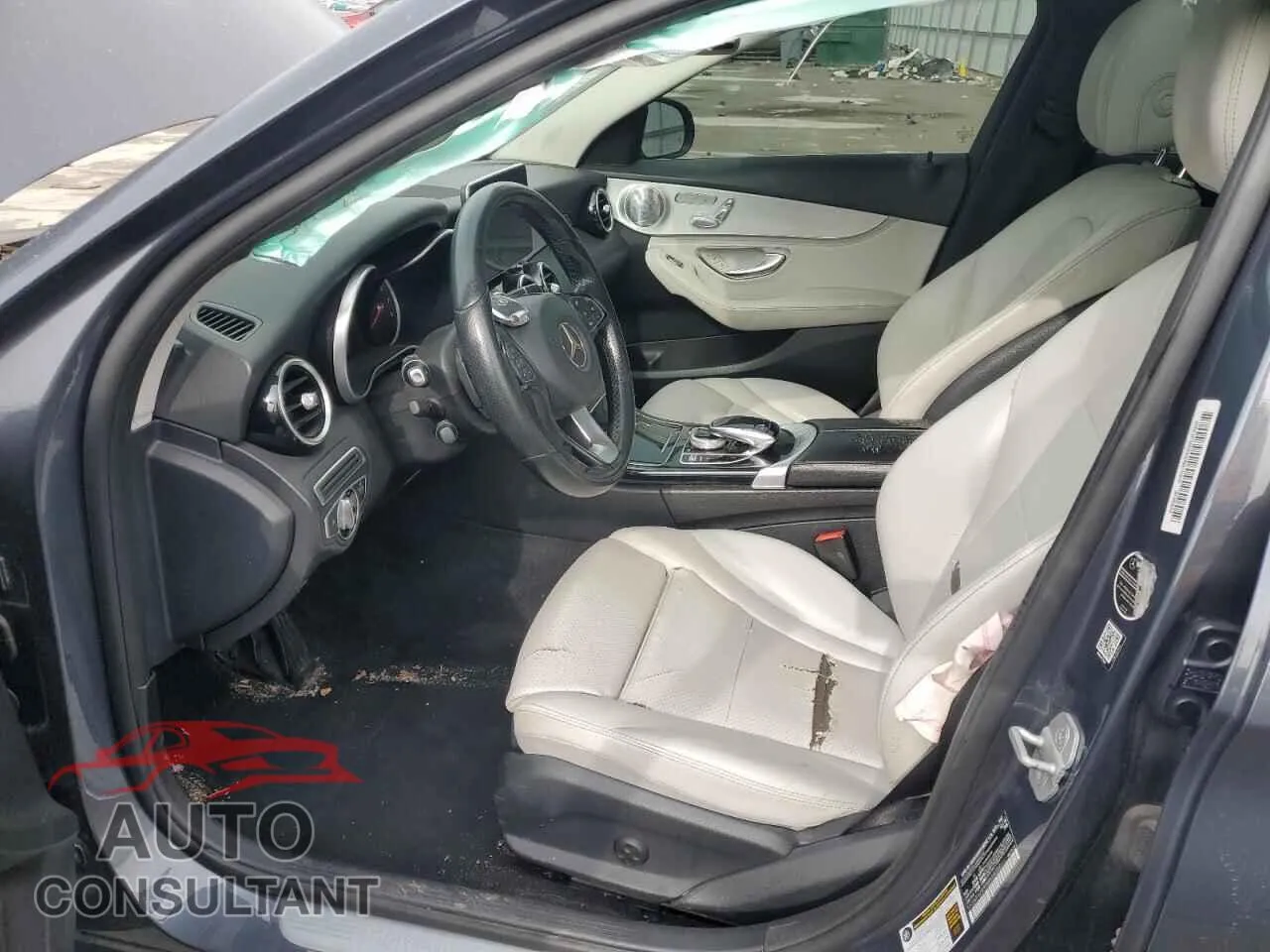 2016 MERCEDES-BENZ C-CLASS Damaged VIN 55SWF4KB9GU119772 – exterior detail