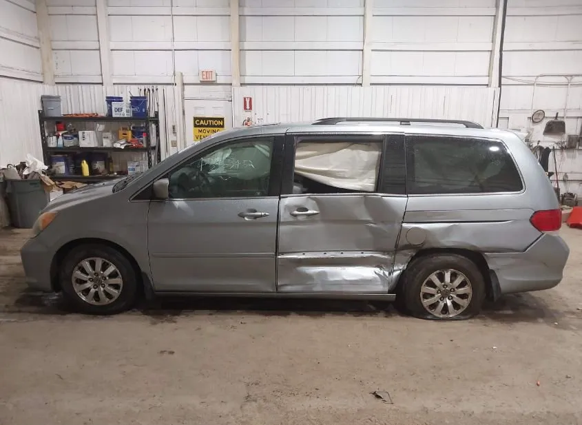 2008 HONDA Odyssey Used VIN 5FNRL38678B025452 – photo 18