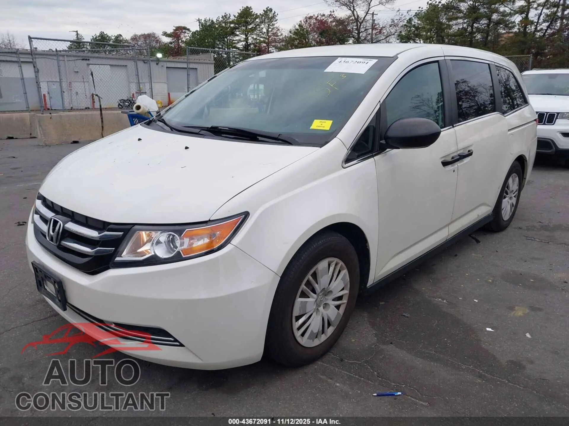 2014 HONDA ODYSSEY Damaged VIN 5FNRL5H2XEB003093 – rear exterior