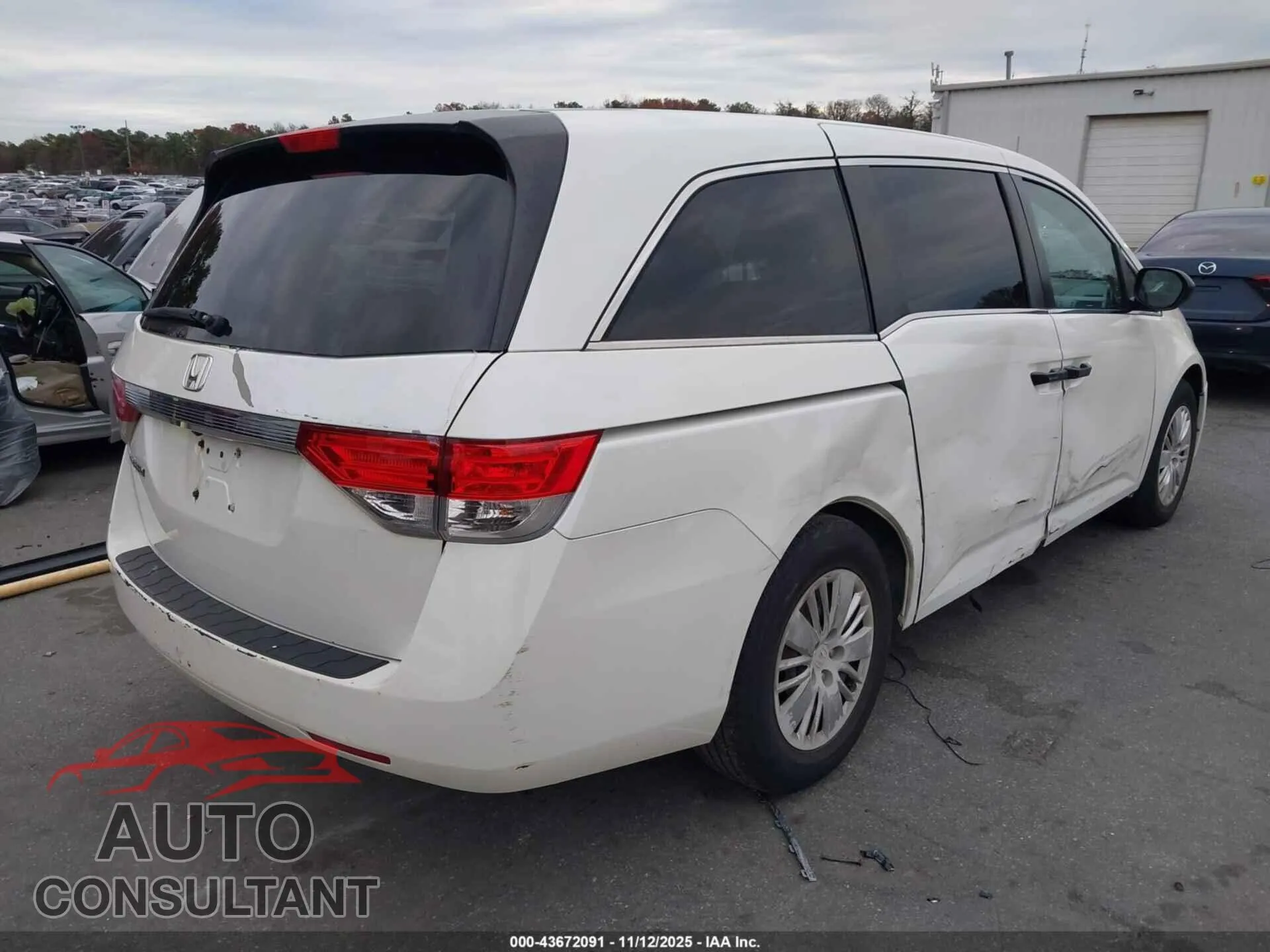 2014 HONDA ODYSSEY Damaged VIN 5FNRL5H2XEB003093 – dashboard