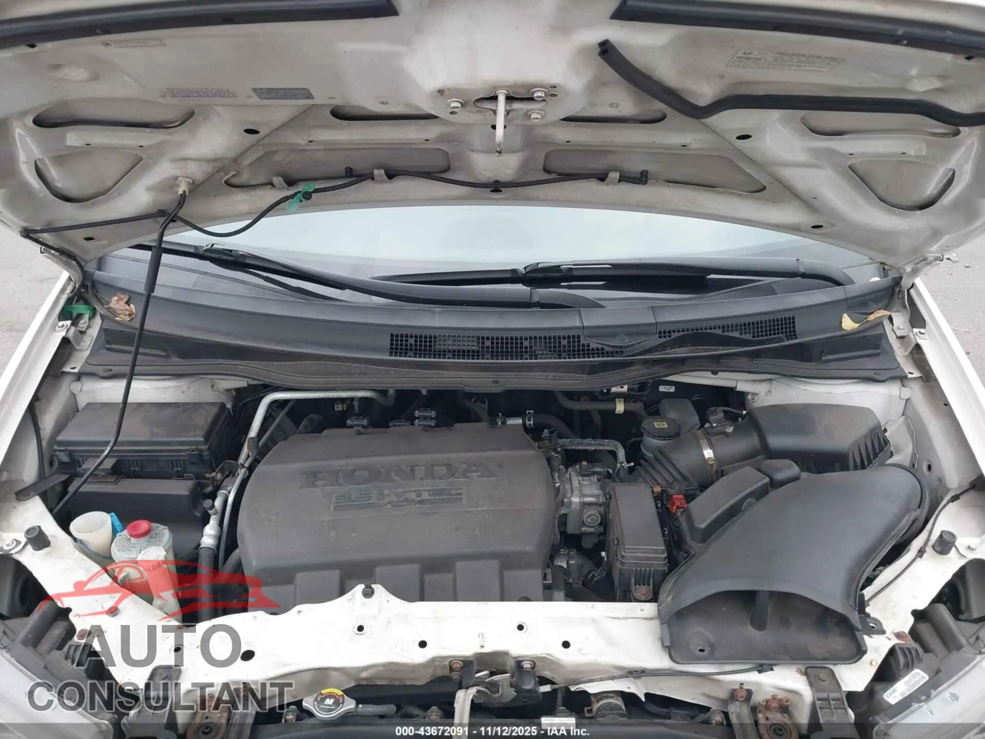 2014 HONDA ODYSSEY Damaged VIN 5FNRL5H2XEB003093 – odometer reading