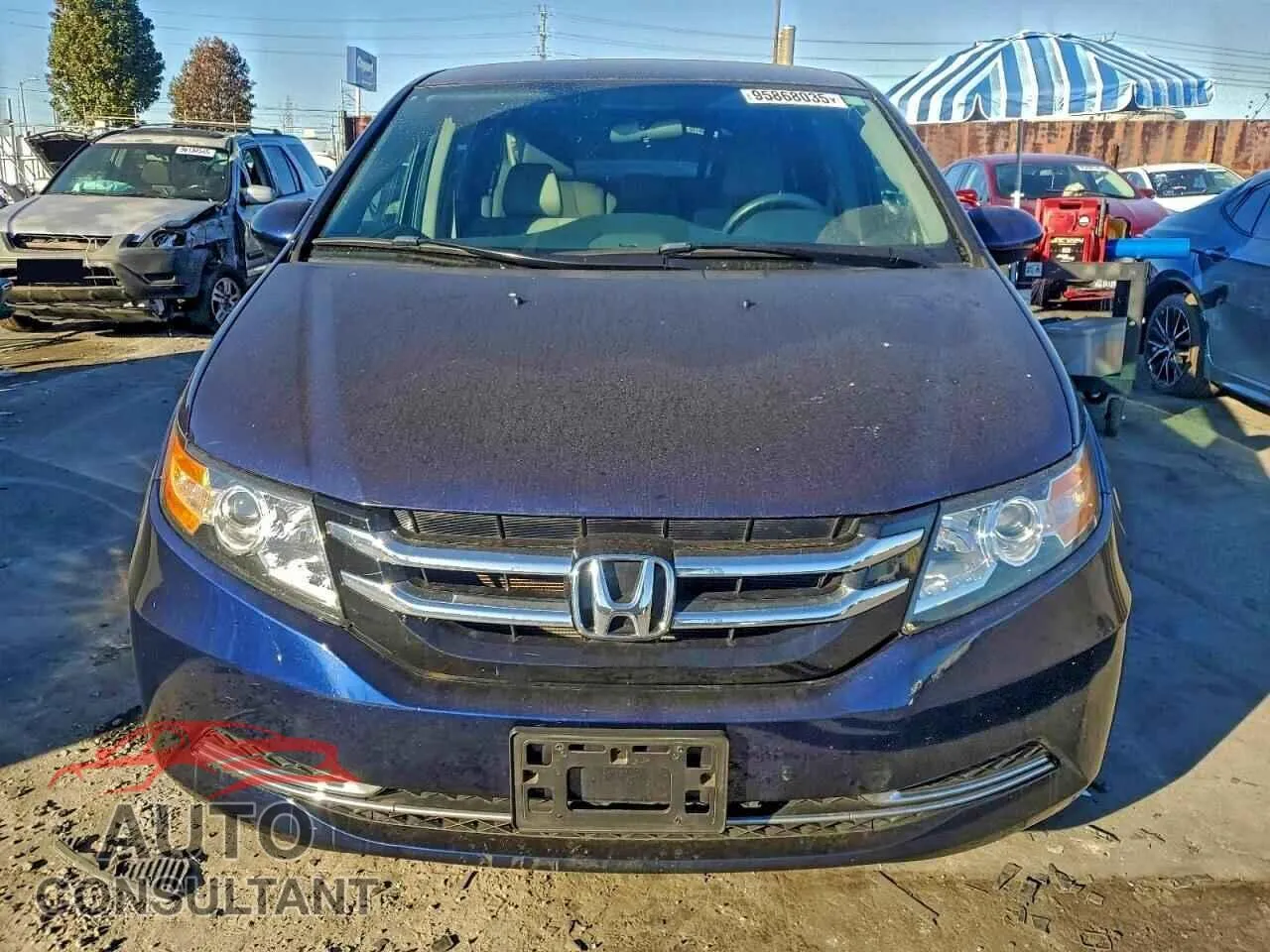 2014 HONDA All Models Damaged VIN 5FNRL5H42EB042343 – interior seats 2014 HONDA All Models Damaged VIN 5FNRL5H42EB042343 – interior seats