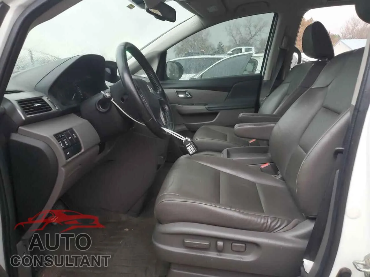 2014 HONDA All Models Damaged VIN 5FNRL5H63EB030820 – exterior detail