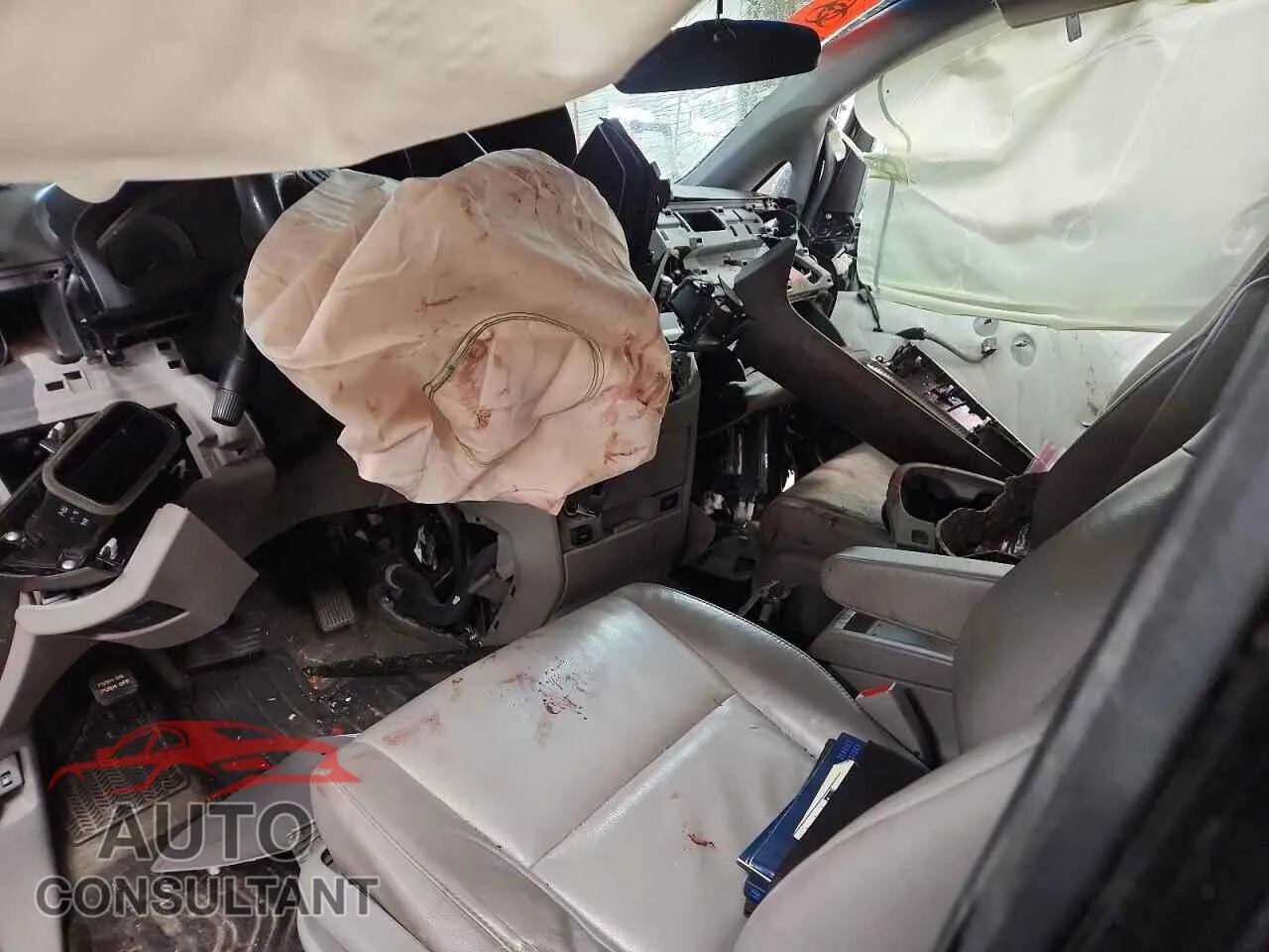 2012 HONDA All Models Damaged VIN 5FNRL5H65CB145609 – undercarriage