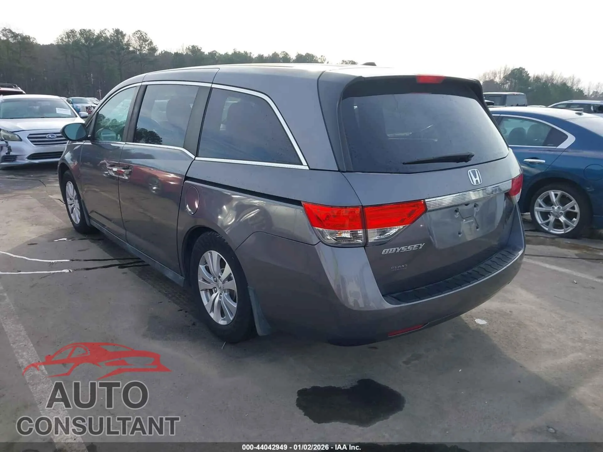 2015 HONDA ODYSSEY Damaged VIN 5FNRL5H6XFB061628 – side profile