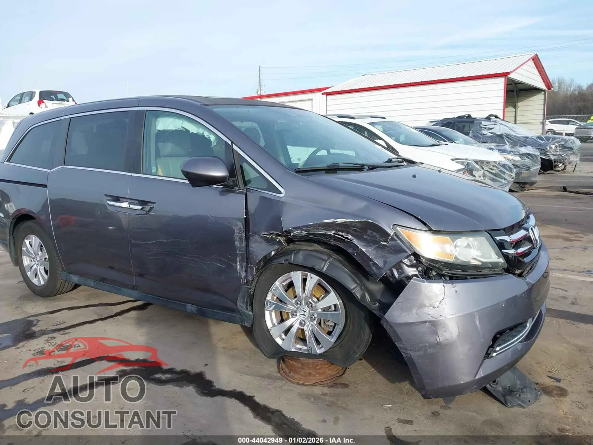 2015 HONDA ODYSSEY Damaged VIN 5FNRL5H6XFB061628 – engine bay