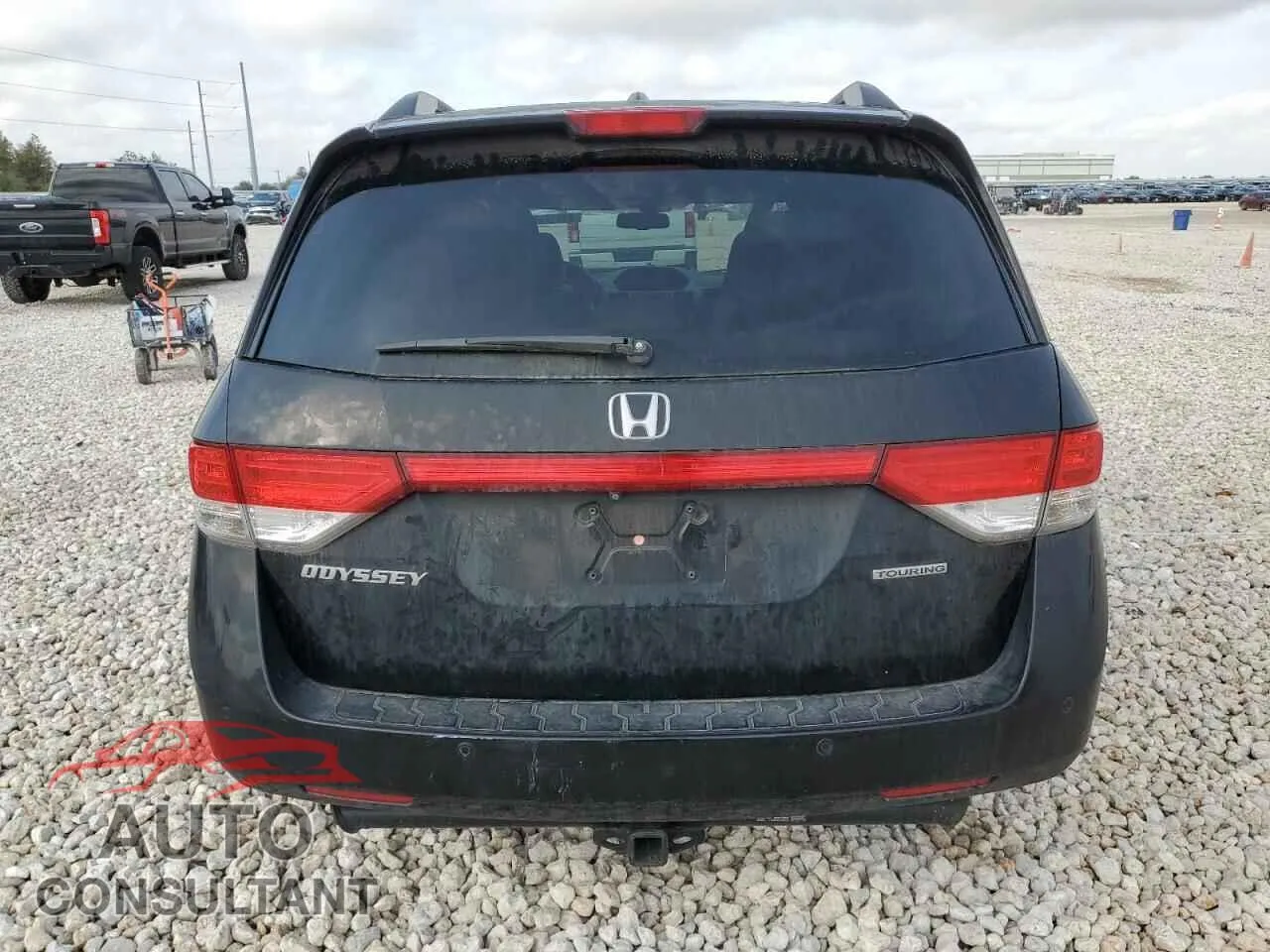 2016 HONDA ODYSSEY Damaged VIN 5FNRL5H99GB073880 – engine bay