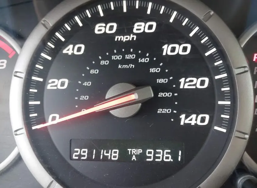 2008 HONDA Pilot Used VIN 5FNYF18698B038825 – dashboard
