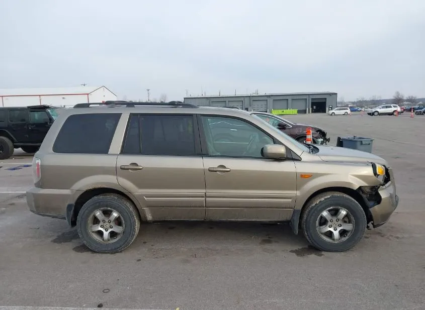 2008 HONDA Pilot Used VIN 5FNYF18698B038825 – photo 18