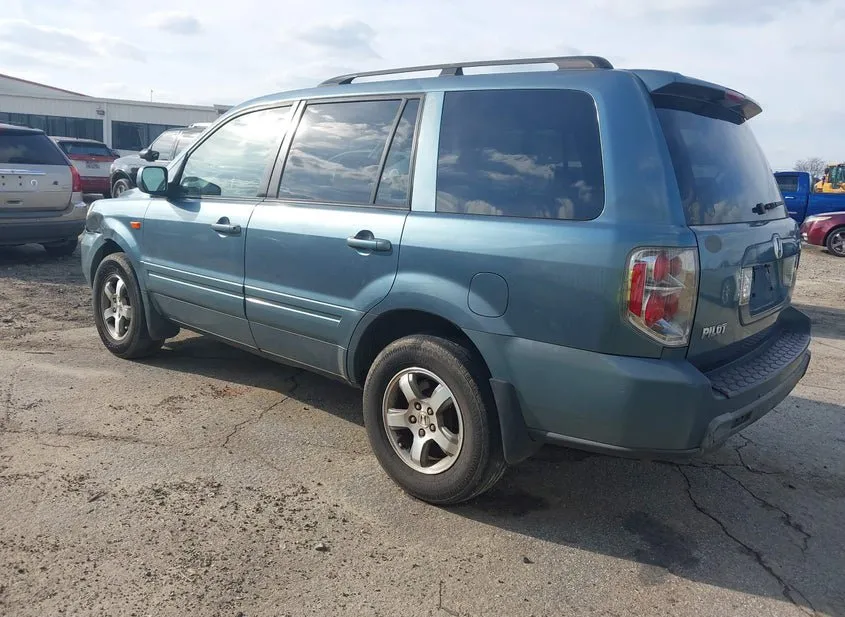 2006 HONDA Pilot Used VIN 5FNYF284X6B049222 – interior seats