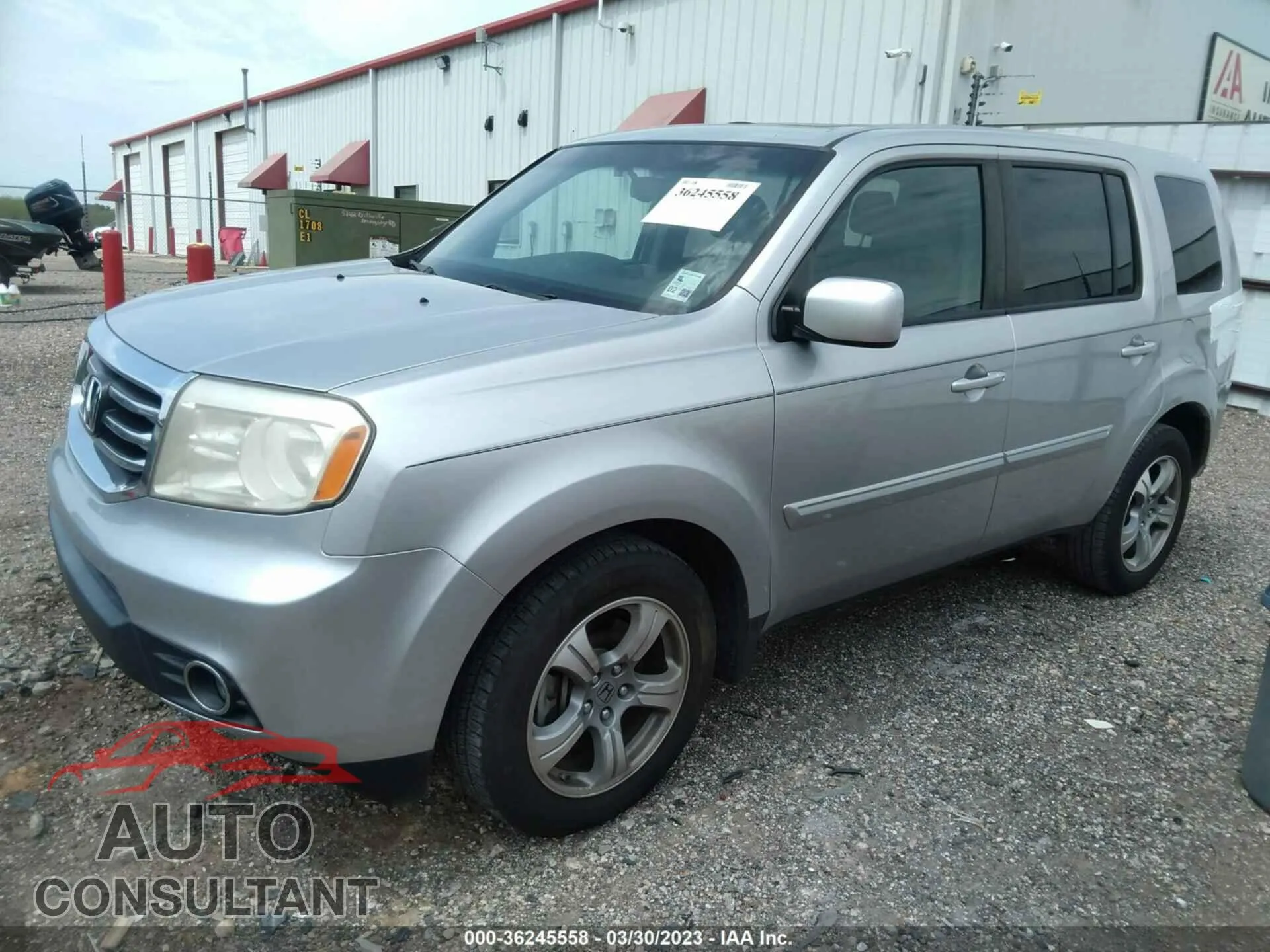 2014 HONDA PILOT Damaged VIN 5FNYF3H55EB004587 – rear exterior