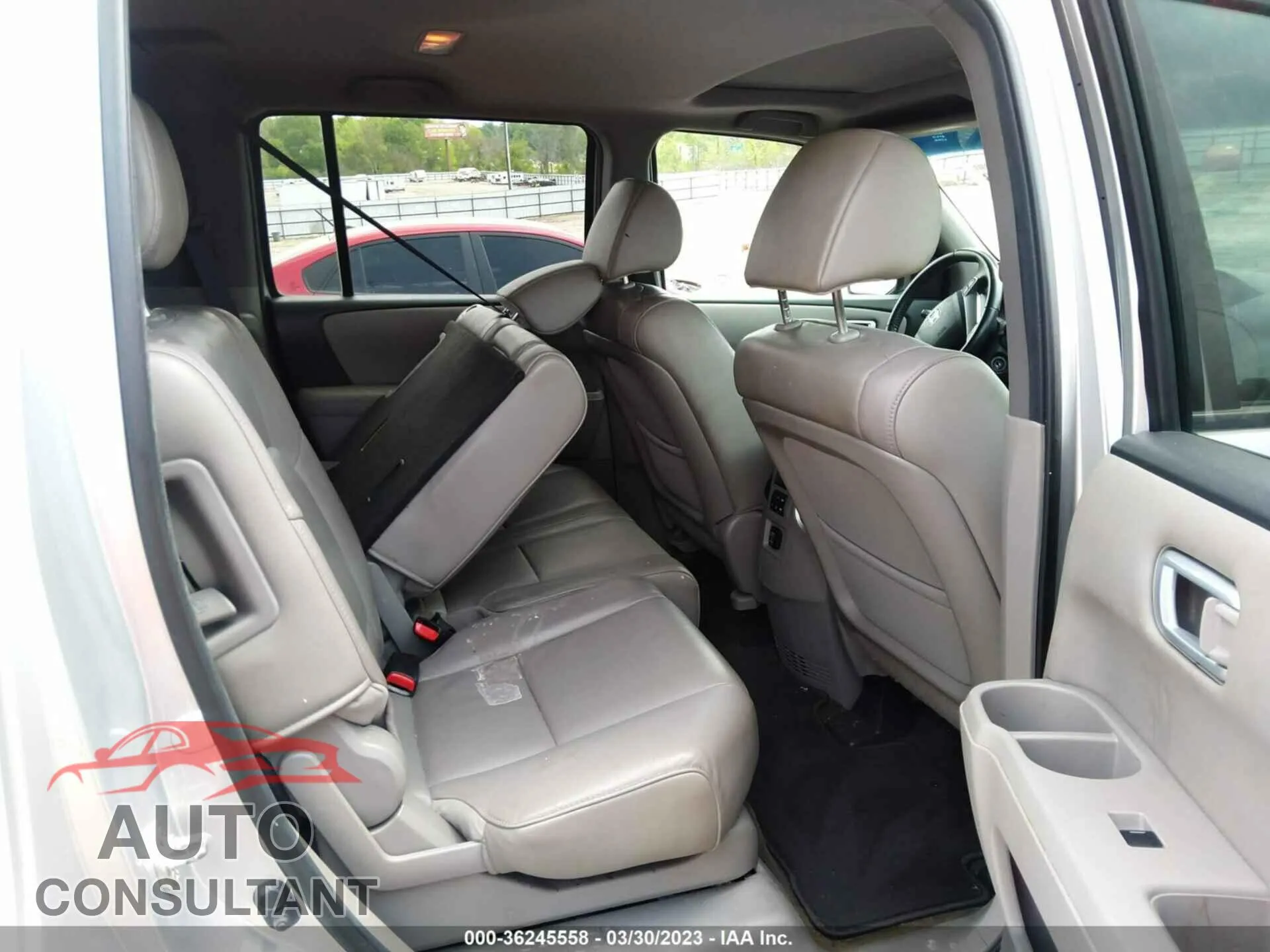 2014 HONDA PILOT Damaged VIN 5FNYF3H55EB004587 – undercarriage