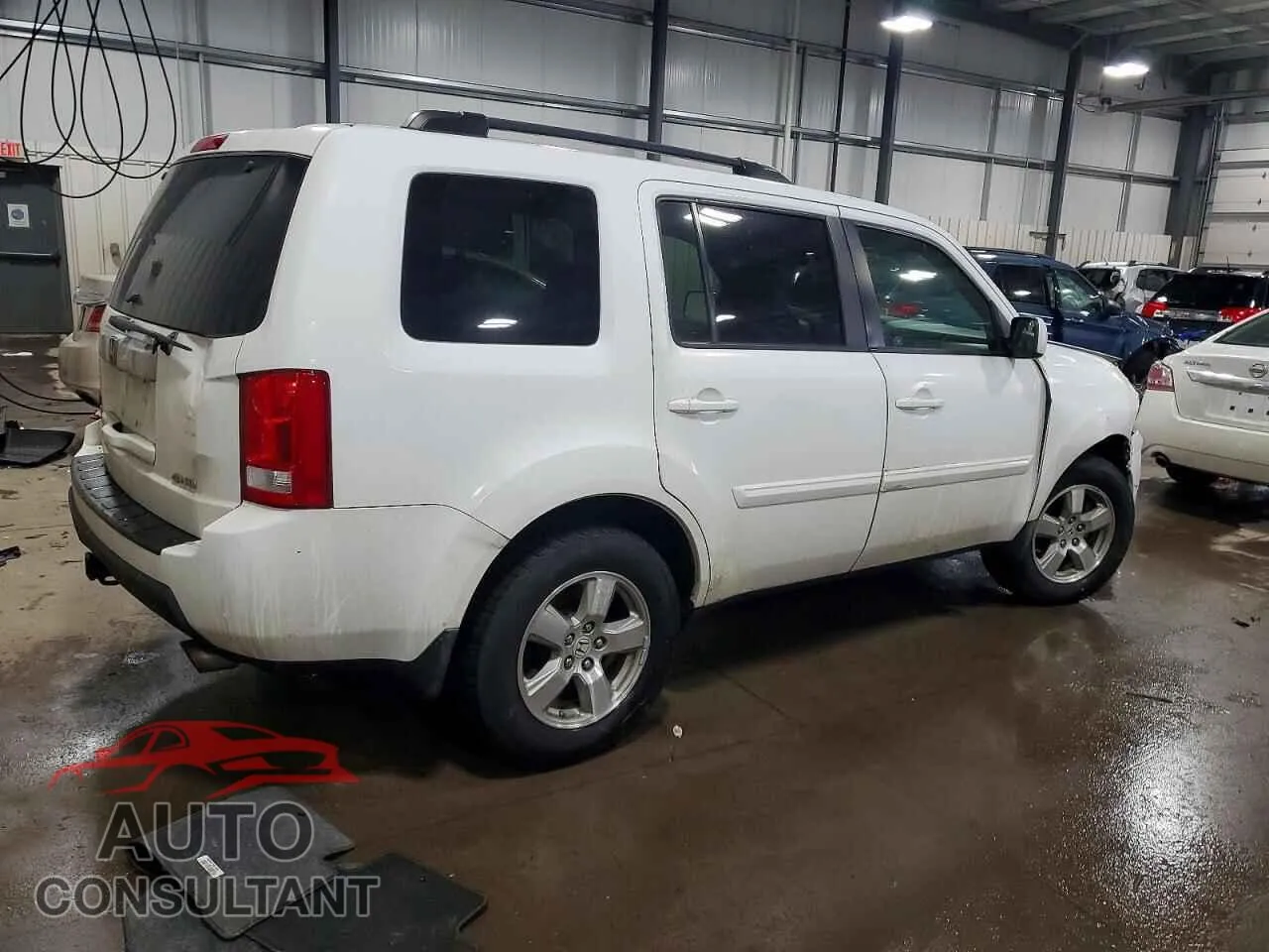 2009 HONDA PILOT Damaged VIN 5FNYF48529B035064 – side profile