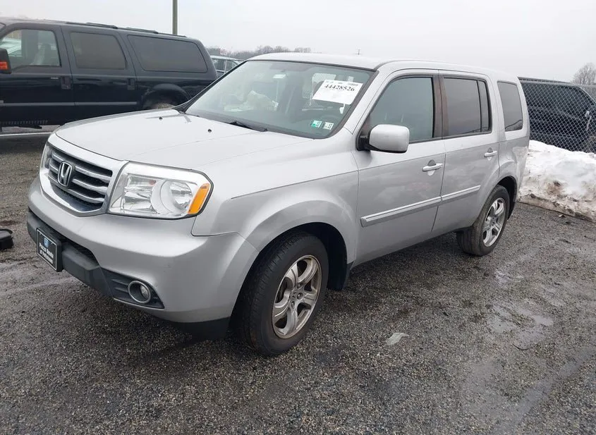 2015 HONDA Pilot Used VIN 5FNYF4H43FB027865 – engine bay
