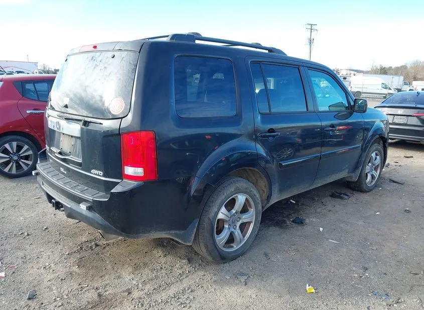 2012 HONDA Pilot Used VIN 5FNYF4H50CB053960 – trunk area