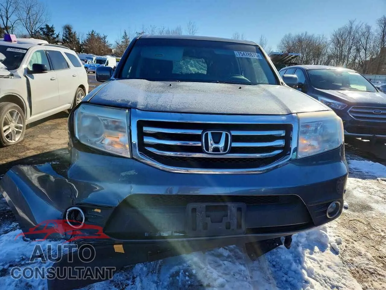 2012 HONDA PILOT Damaged VIN 5FNYF4H93CB010944 – interior seats