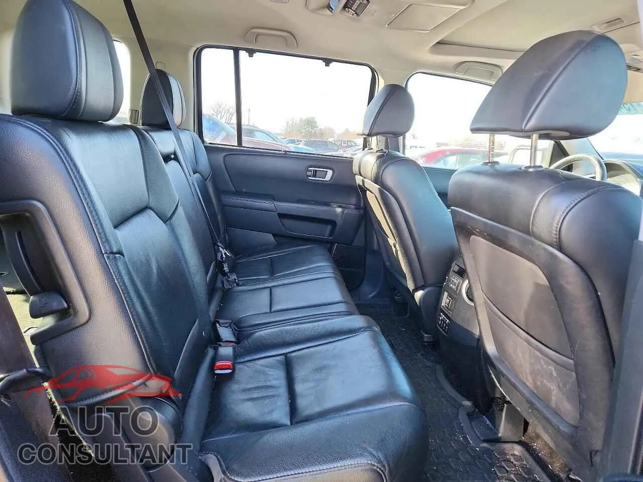 2012 HONDA PILOT Damaged VIN 5FNYF4H93CB010944 – photo 11