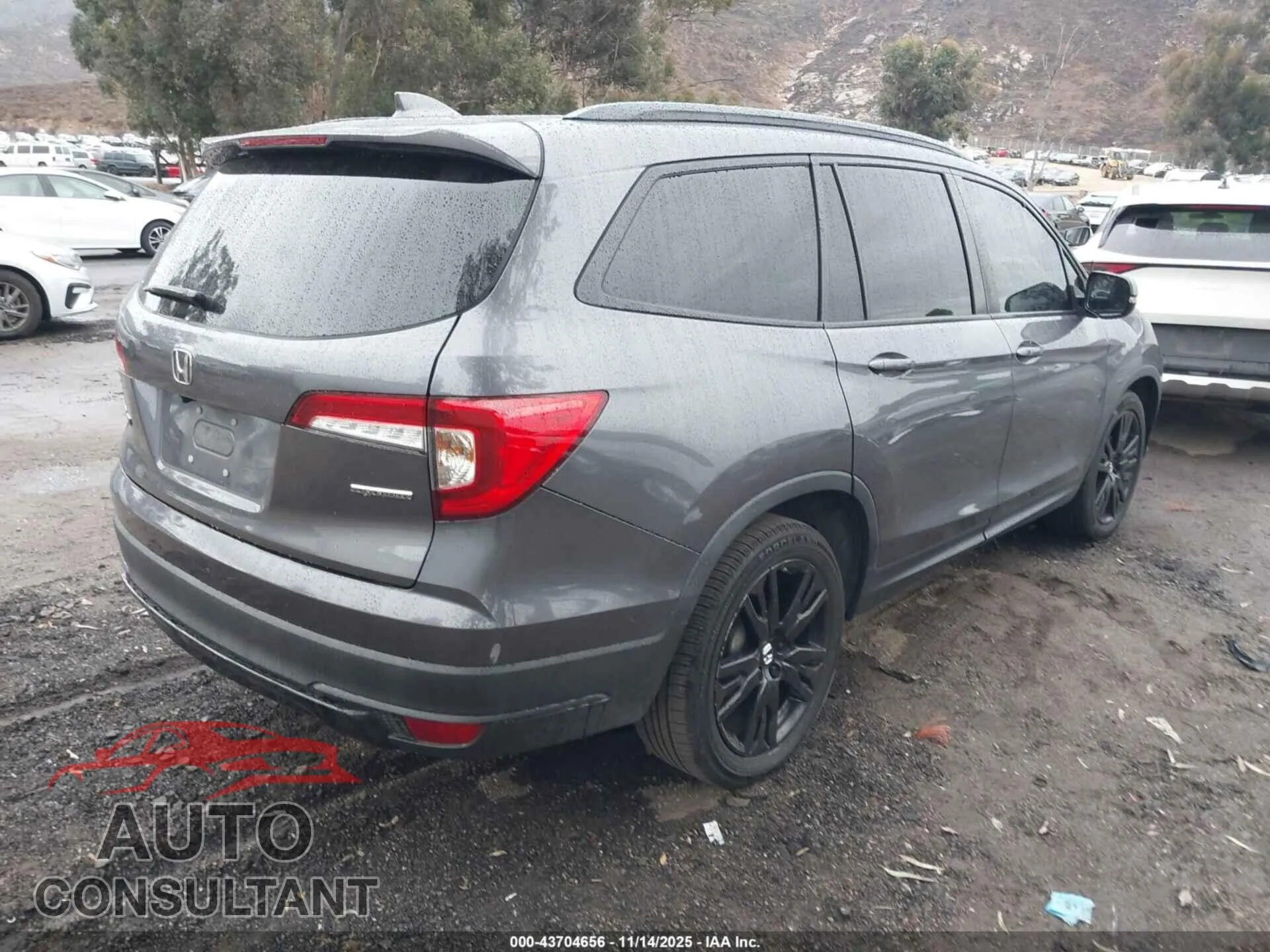 2021 HONDA PILOT Damaged VIN 5FNYF5H23MB047213 – dashboard