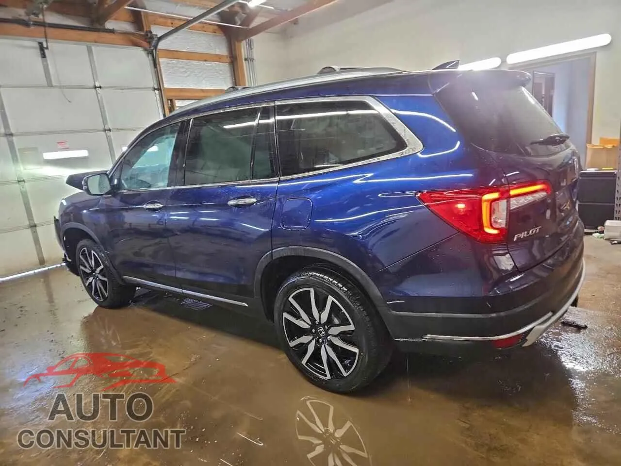 2021 HONDA PILOT Damaged VIN 5FNYF6H08MB003339 – rear exterior