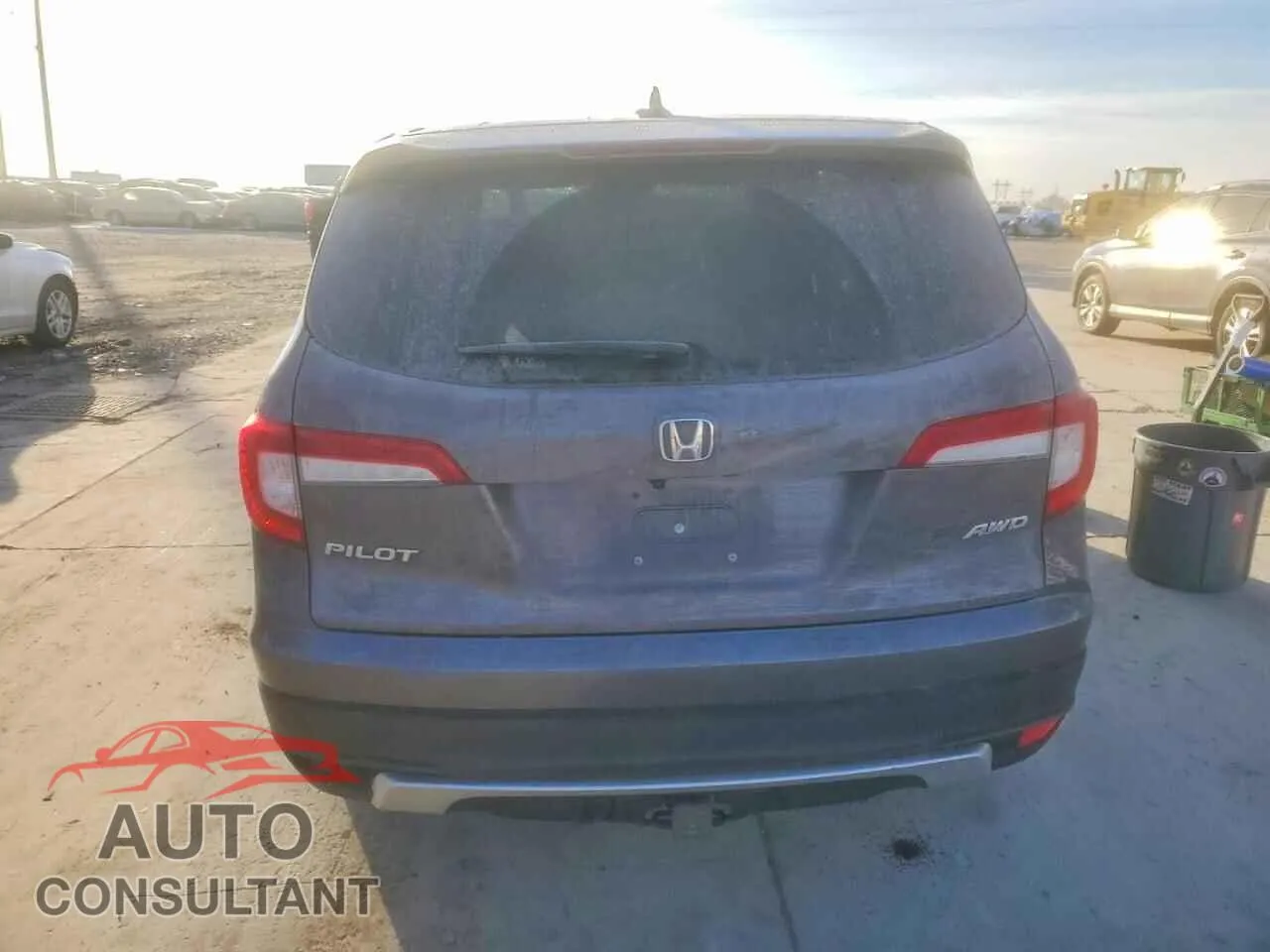 2019 HONDA PILOT Damaged VIN 5FNYF6H41KB028311 – engine bay