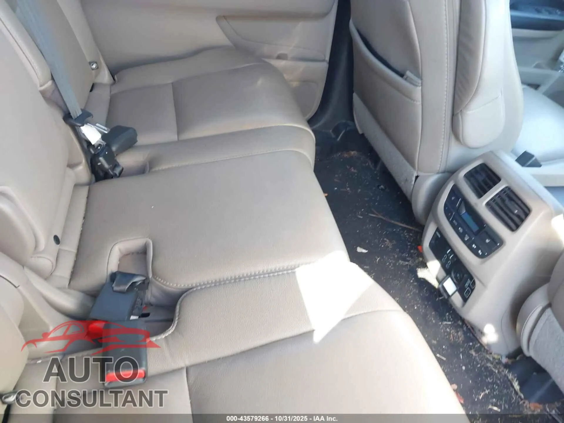2019 HONDA PILOT Damaged VIN 5FNYF6H99KB083911 – undercarriage